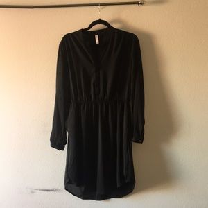 Black dress with pockets!